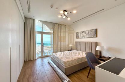 Apartment - 3 Bedrooms - 5 Bathrooms for rent in Floresta Gardens - Floresta Gardens - The Pearl Island - Doha