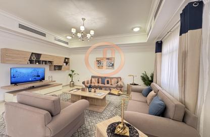 Villa - 3 Bedrooms - 4 Bathrooms for rent in Wadi Al Markh - Muraikh - AlMuraikh - Doha