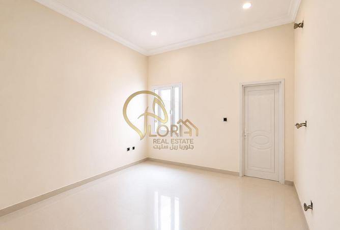 61004732 - Property Image 3