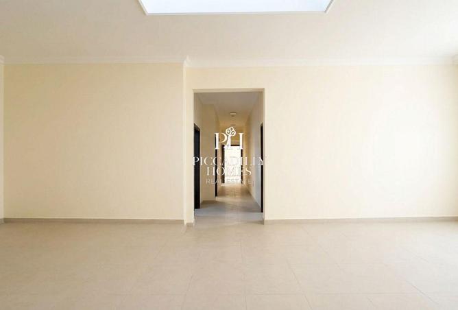 56267598 - Property Image 2