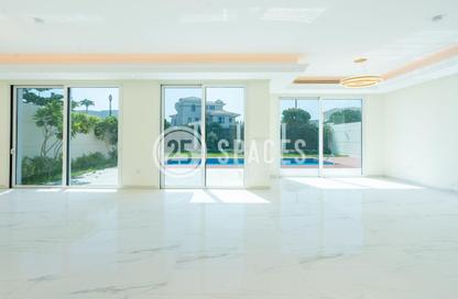 Villa - 6 Bedrooms - 7 Bathrooms for rent in The Garden - Floresta Gardens - The Pearl Island - Doha