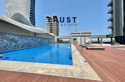 Apartment - 2 Bedrooms - 3 Bathrooms for rent in Lusail Marina Heights - Marina District - Lusail