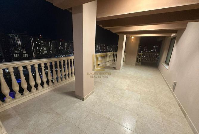 983246 - Property Image 3