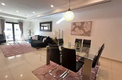 Apartment - 2 Bedrooms - 3 Bathrooms for rent in West Porto Drive - Porto Arabia - The Pearl Island - Doha