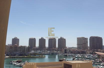 Apartment - 2 Bedrooms - 3 Bathrooms for rent in East Porto Drive - Porto Arabia - The Pearl Island - Doha