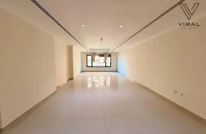 Apartment - Studio - 1 Bathroom for rent in Tower 18 - Porto Arabia - The Pearl Island - Doha