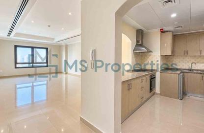 Apartment - 1 - 2 for rent in West Porto Drive - Porto Arabia - The Pearl Island - Doha