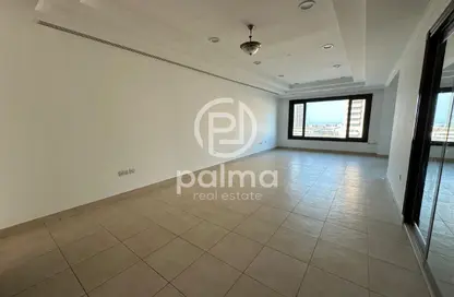 Apartment - 2 Bedrooms - 3 Bathrooms for rent in East Porto Drive - Porto Arabia - The Pearl Island - Doha