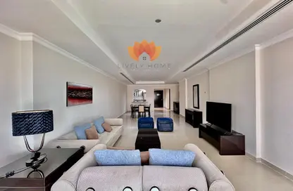 Apartment - 1 Bedroom - 2 Bathrooms for rent in East Porto Drive - Porto Arabia - The Pearl Island - Doha