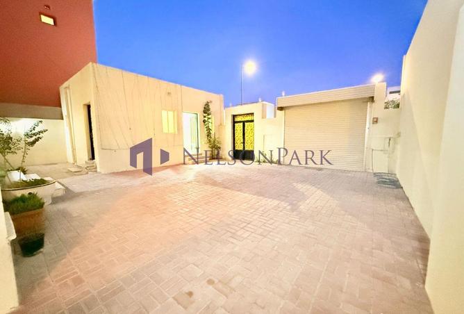 51431023 - Property Image 3