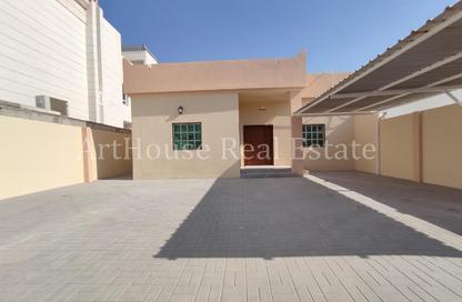 Villa - 3 Bedrooms - 4 Bathrooms for rent in Bu Hamour Street - Abu Hamour - Doha