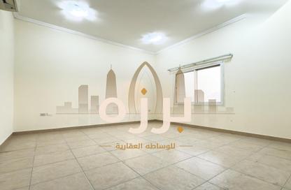شقة - 2 غرف نوم - 2 حمامات للايجار في طريق المطار القديم - الدوحة شقة - 2 غرف نوم - 2 حمامات للايجار في طريق المطار القديم - الدوحة