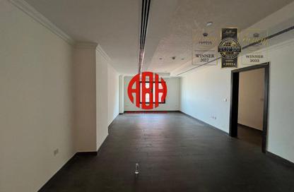 Apartment - 1 Bedroom - 2 Bathrooms for rent in East Porto Drive - Porto Arabia - The Pearl Island - Doha