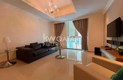 Apartment - 1 Bedroom - 2 Bathrooms for rent in Viva West - Viva Bahriyah - The Pearl Island - Doha