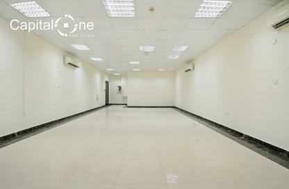 مساحات مكتبية - استوديو - 2 للايجار في طريق سلوى - العزيزية - الدوحة