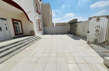 Villa - 6 Bedrooms - 6 Bathrooms for rent in Umm Qarn - Al Daayen