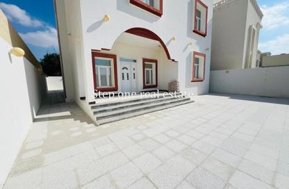 Villa - 6 Bedrooms - 6 Bathrooms for rent in Umm Qarn - Al Daayen