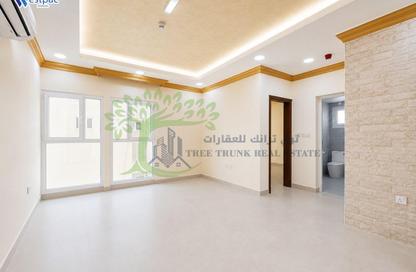 Apartment - 2 - 2 for rent in Umm Ghuwailina 4 - Umm Ghuwailina - Doha