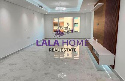Apartment - 2 Bedrooms - 3 Bathrooms for rent in East Porto Drive - Porto Arabia - The Pearl Island - Doha