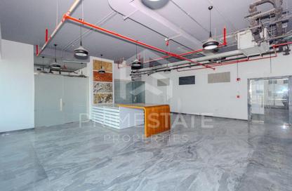 Show Room - Studio - 1 Bathroom for rent in Al Sadd Road - Al Sadd - Doha