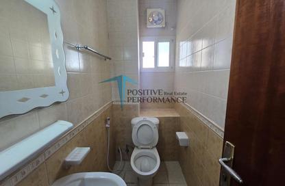 Apartment - 2 Bedrooms - 2 Bathrooms for rent in Doha Al Jadeed - Doha Apartment - 2 Bedrooms - 2 Bathrooms for rent in Doha Al Jadeed - Doha