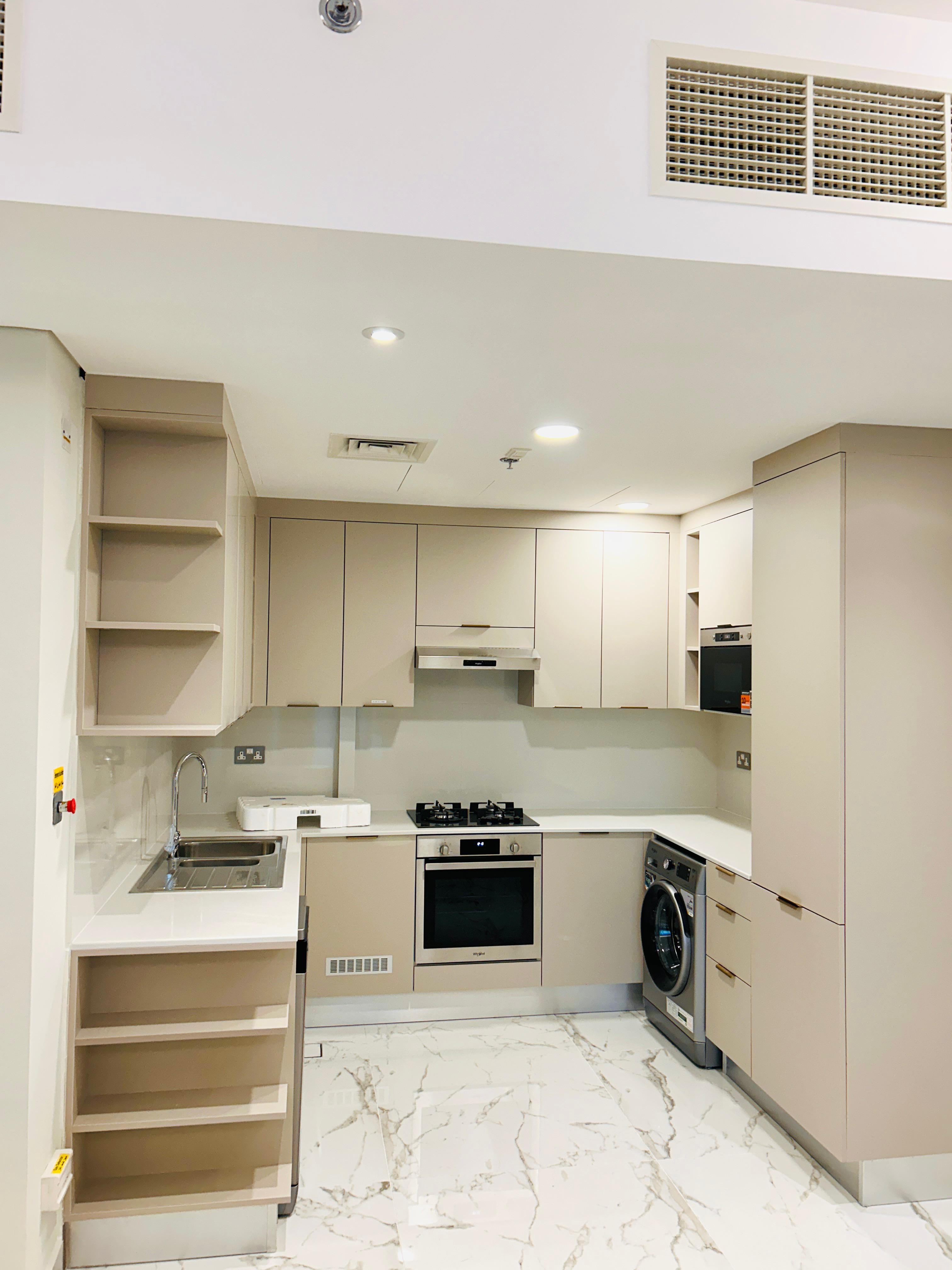 BRAND NEW 2 BEDROOM FULLY FURNISHED WITH BALCONY thumbnail 5