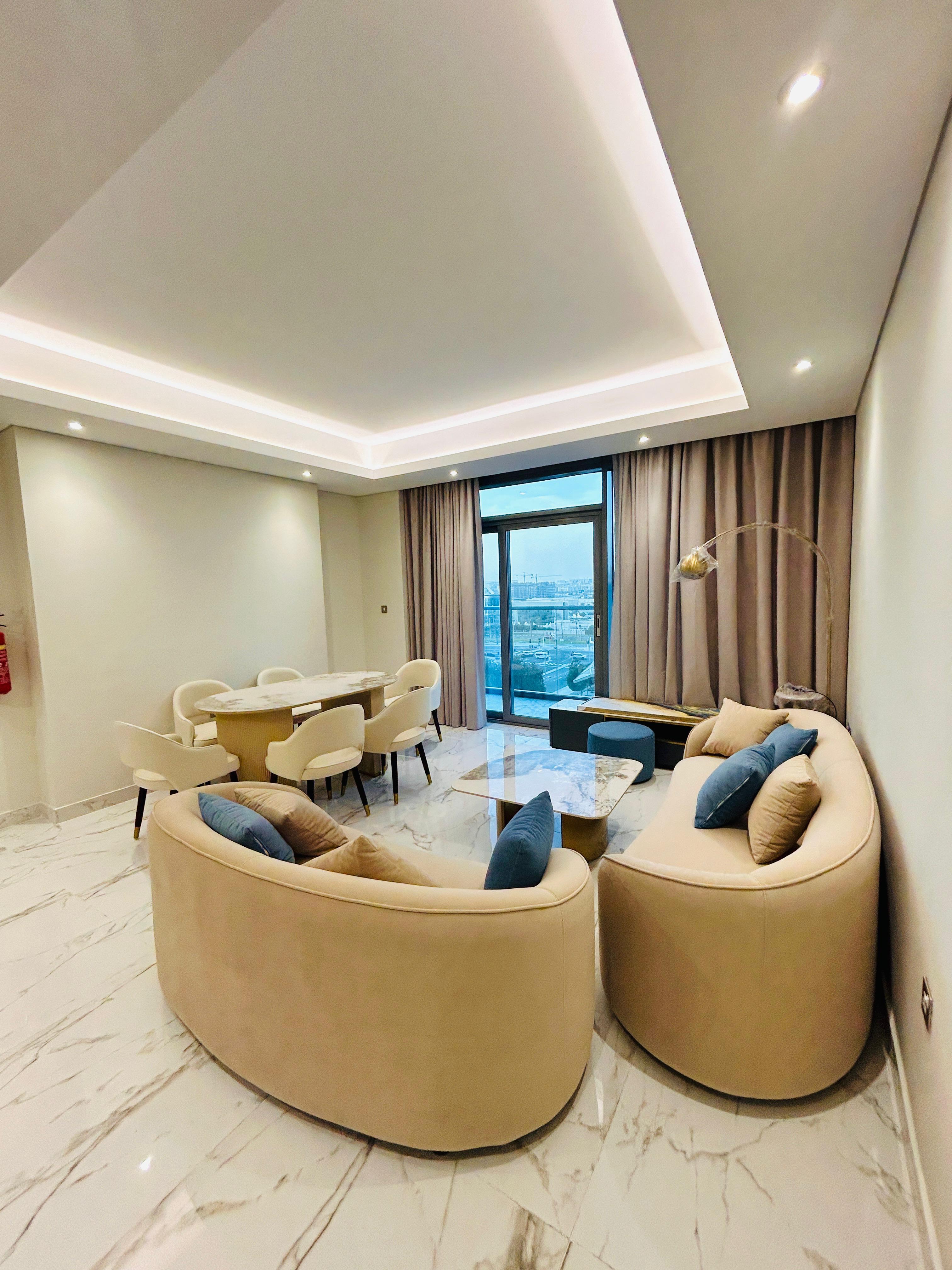BRAND NEW 2 BEDROOM FULLY FURNISHED WITH BALCONY thumbnail 2