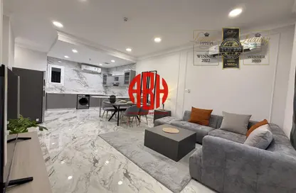 Apartment - 2 Bedrooms - 2 Bathrooms for rent in Al Sadd Road - Al Sadd - Doha