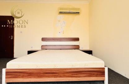 Apartment - 1 Bedroom - 1 Bathroom for rent in Umm Ghwailina Comm - Umm Ghuwalina - Umm Ghuwailina - Doha