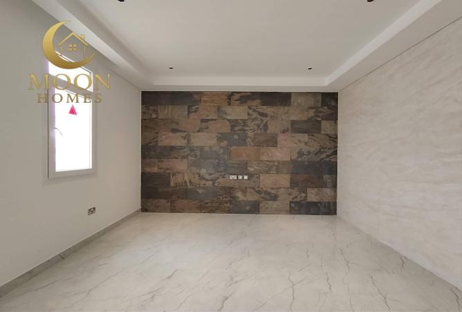 54103217 - Property Main Image