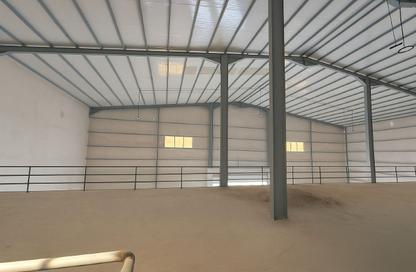 Warehouse - Studio - 1 Bathroom for rent in East Industrial Street - Birkat Al Awamer - Al Wakra