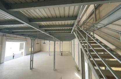 Warehouse - Studio - 1 Bathroom for rent in East Industrial Street - Birkat Al Awamer - Al Wakra
