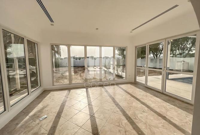 53813915 - Property Image 2