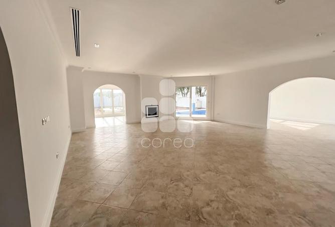 53813915 - Property Image 3