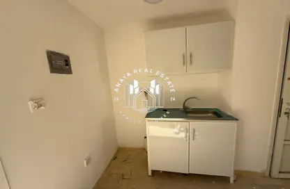Villa - Studio - 1 Bathroom for rent in Wadi Al Markh - Muraikh - AlMuraikh - Doha