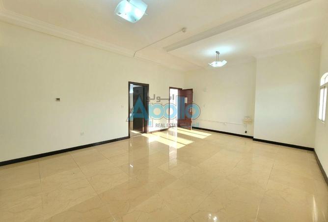 61613715 - Property Main Image
