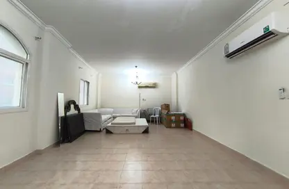 Apartment - 2 Bedrooms - 2 Bathrooms for rent in Tadmur Street - Old Airport Road - Doha