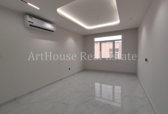 1020933 - Property Image 2