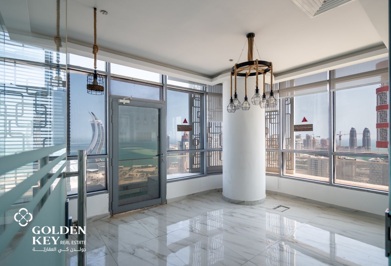 Fitted Office | High Floor | Sea View Balcony