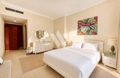 Apartment - 1 Bedroom - 2 Bathrooms for rent in West Porto Drive - Porto Arabia - The Pearl Island - Doha Apartment - 1 Bedroom - 2 Bathrooms for rent in West Porto Drive - Porto Arabia - The Pearl Island - Doha