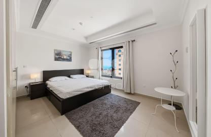 Apartment - 1 Bedroom - 3 Bathrooms for rent in East Porto Drive - Porto Arabia - The Pearl Island - Doha Apartment - 1 Bedroom - 3 Bathrooms for rent in East Porto Drive - Porto Arabia - The Pearl Island - Doha