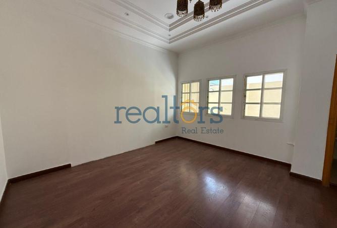 54492821 - صورة العقار 3