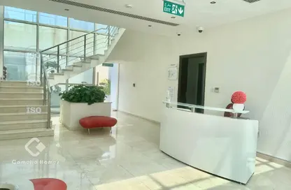 فيلا - 4 غرف نوم - 5 حمامات للايجار في شارع الوعب - الوعب - الدوحة