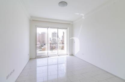 Apartment - 1 Bedroom - 2 Bathrooms for rent in Viva Central - Viva Bahriyah - The Pearl Island - Doha