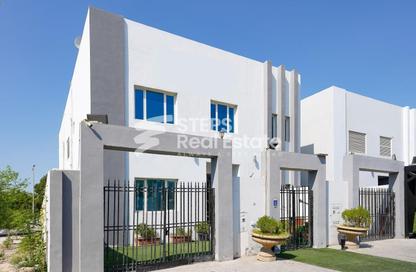 Villa - Studio - 2 for sale in Al Hanaa Street - Al Gharrafa - Doha