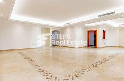 Apartment - 3 Bedrooms - 4 Bathrooms for sale in West Porto Drive - Porto Arabia - The Pearl Island - Doha