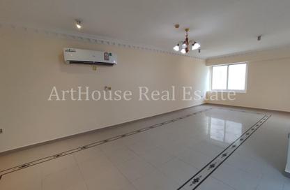 Apartment - 3 Bedrooms - 3 Bathrooms for rent in Old Airport Residential Apartments - Old Airport Road - Doha