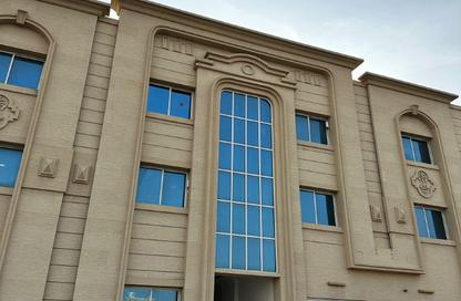 Apartment - 2 Bedrooms - 2 Bathrooms for rent in Al Messila - Al Messila - Doha