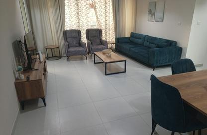 Apartment - 2 Bedrooms - 3 Bathrooms for rent in City Avenue Building C - City Avenue - Al Erkyah City - Lusail
