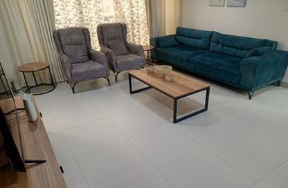 Apartment - 2 Bedrooms - 3 Bathrooms for rent in City Avenue Building C - City Avenue - Al Erkyah City - Lusail